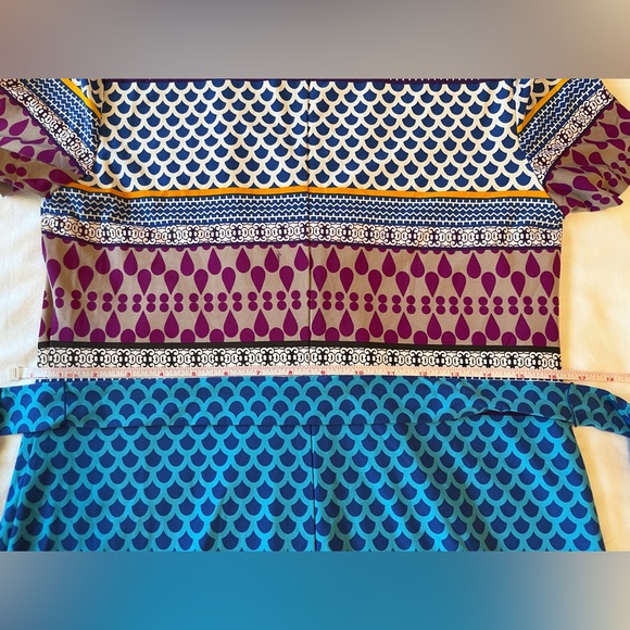 Trina Turk Shift Dress Blue Multi Knee Length Casual Day Dress Size M NWT - Picture 5 of 6